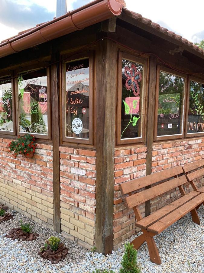 Penzión Vila Petra Bed&Breakfast Velky Slavkov Exterior foto